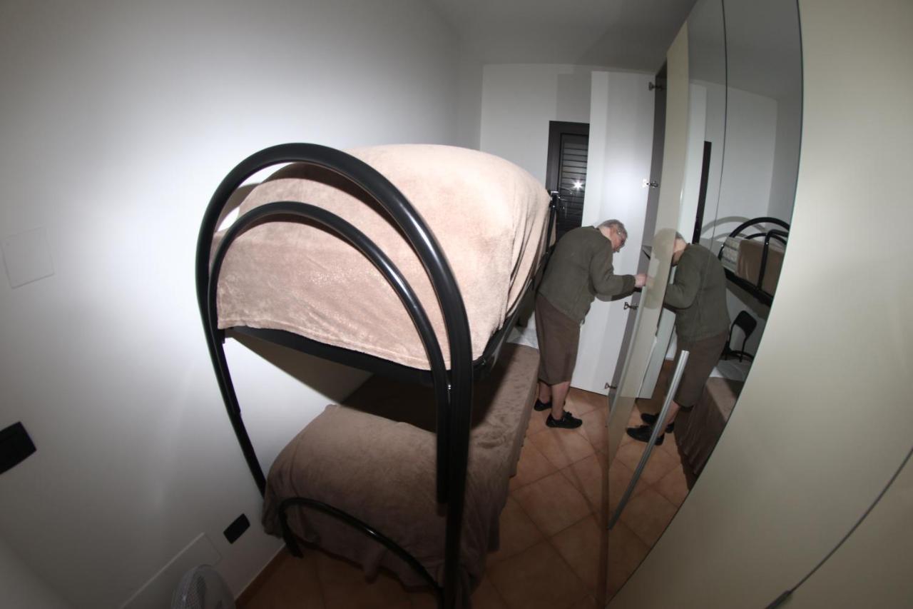 レッチェ Casa Matheo Bed & Breakfast エクステリア 写真