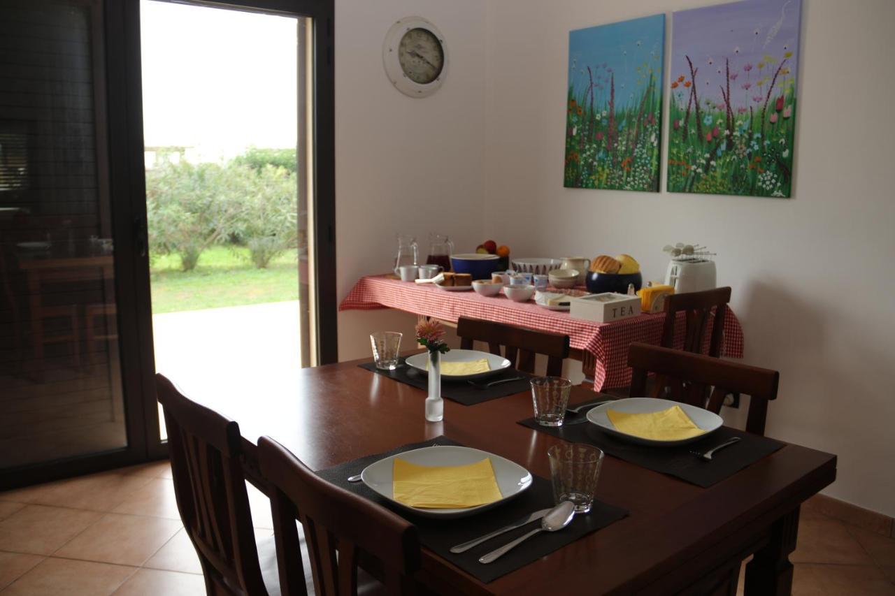 レッチェ Casa Matheo Bed & Breakfast エクステリア 写真