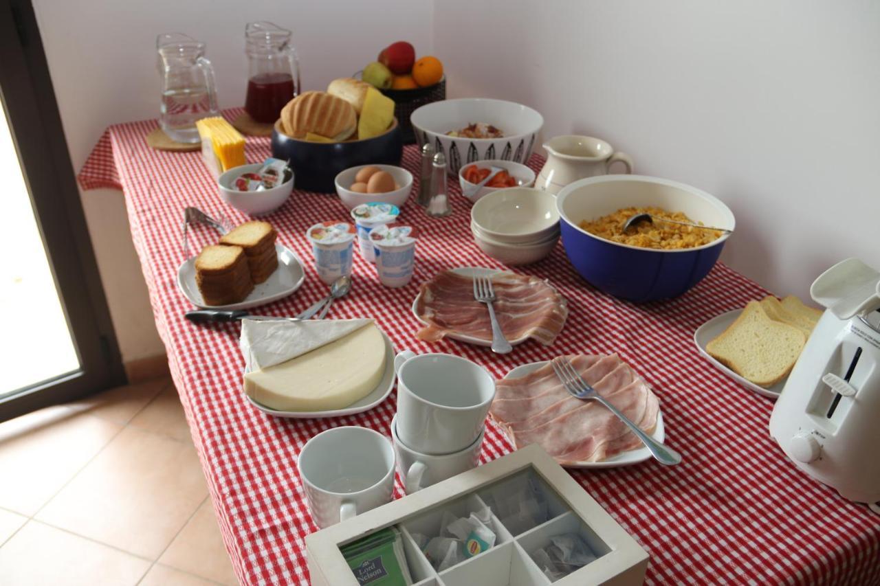 レッチェ Casa Matheo Bed & Breakfast エクステリア 写真