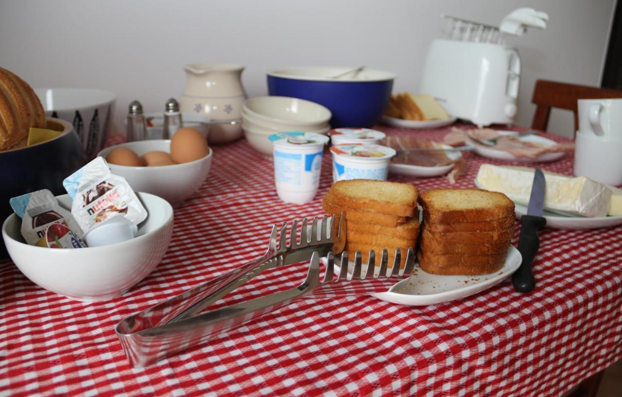 レッチェ Casa Matheo Bed & Breakfast エクステリア 写真